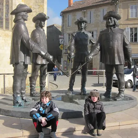 Ferienhaus La Halippe Caussens