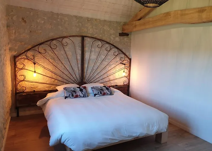 Hébergement de vacances La Halippe Caussens